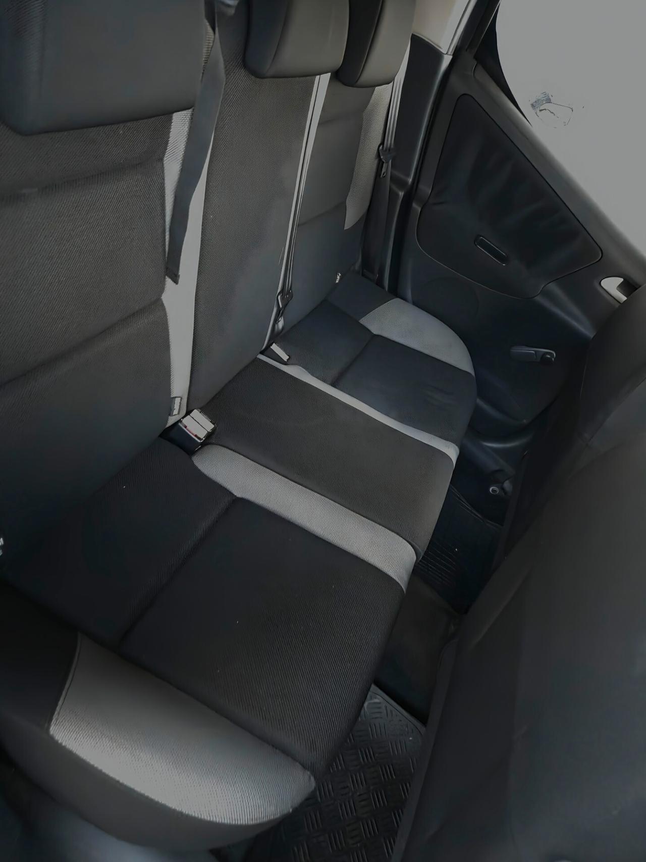 Peugeot 207 1.4 HDi 70CV 5p. ONE Line 2008