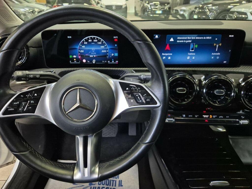 Mercedes Classe A 180 180 D Advanced 8G-DCT