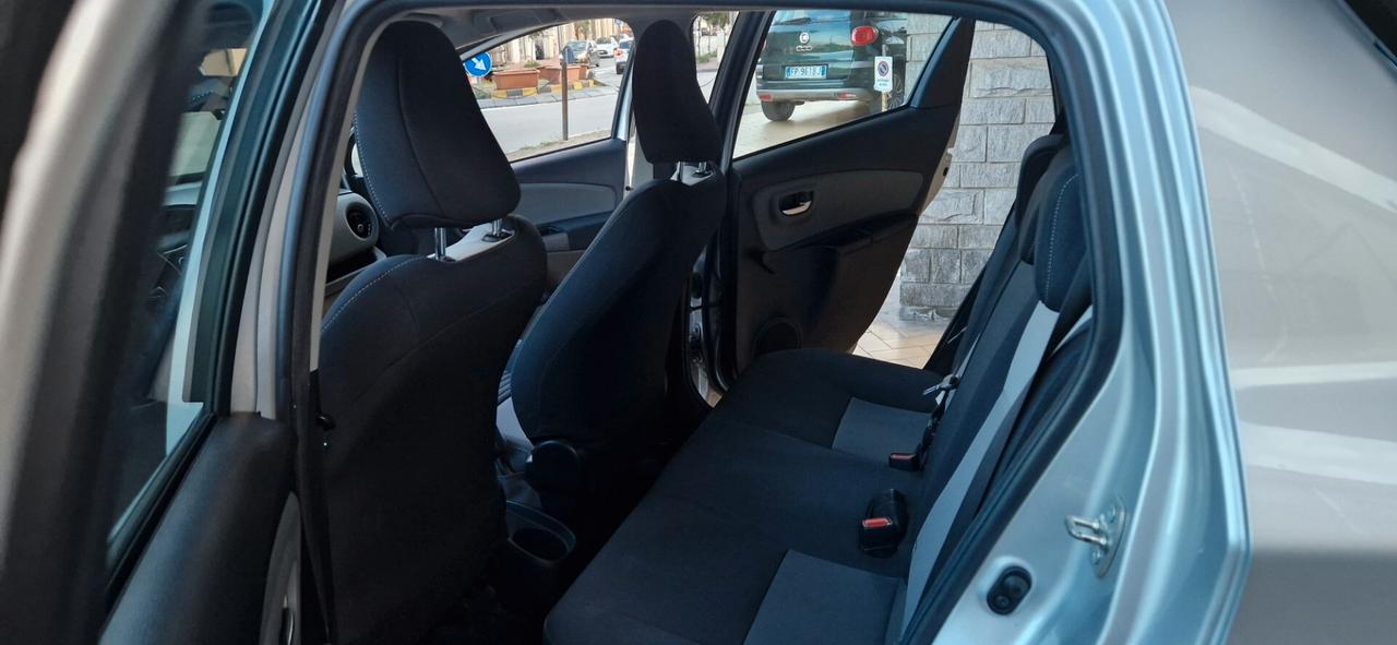 Toyota Yaris 1.0 72 CV Tagliandata 49.200 KM