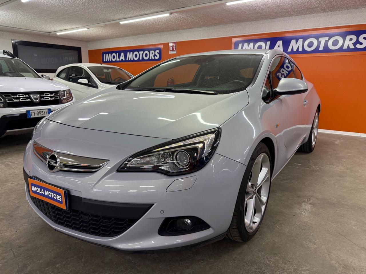 Opel Astra GTC 2.0 CDTI 165CV S&S 3 porte Cosmo S