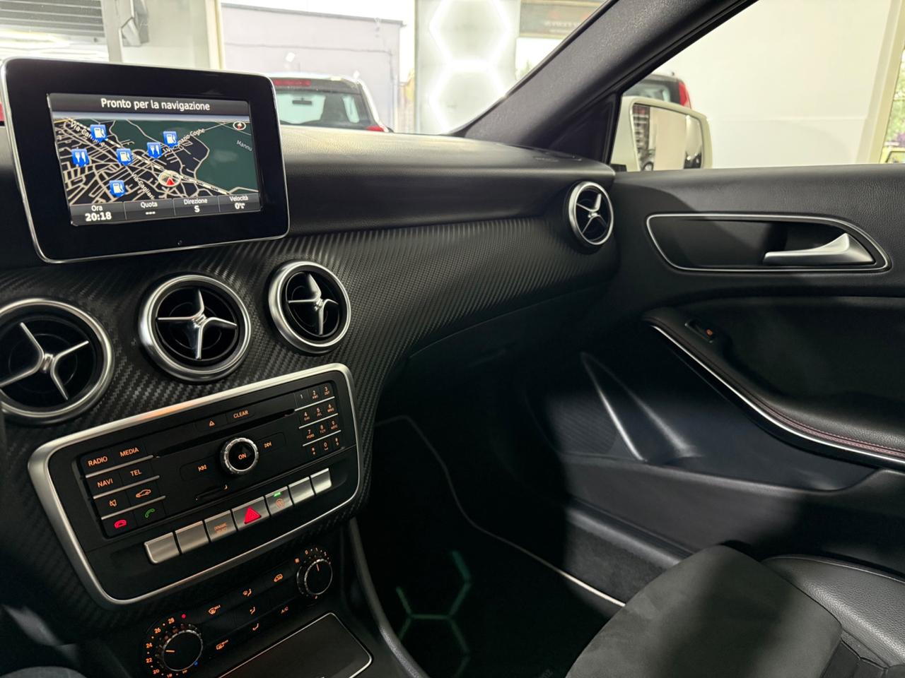 Mercedes-benz A 180 A 160 d Automatic Premium