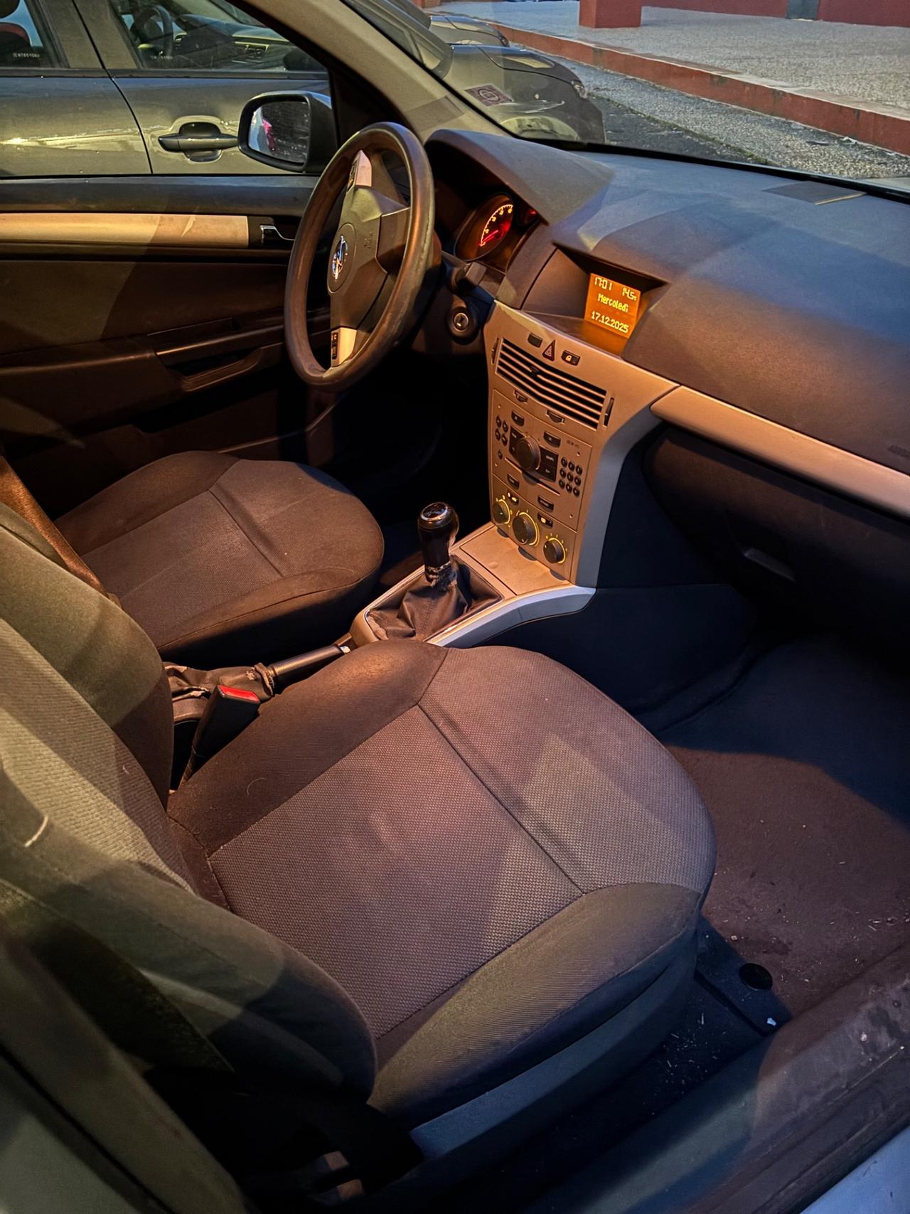 Opel Astra 1.6 benzina 5 porte “km 115.000”