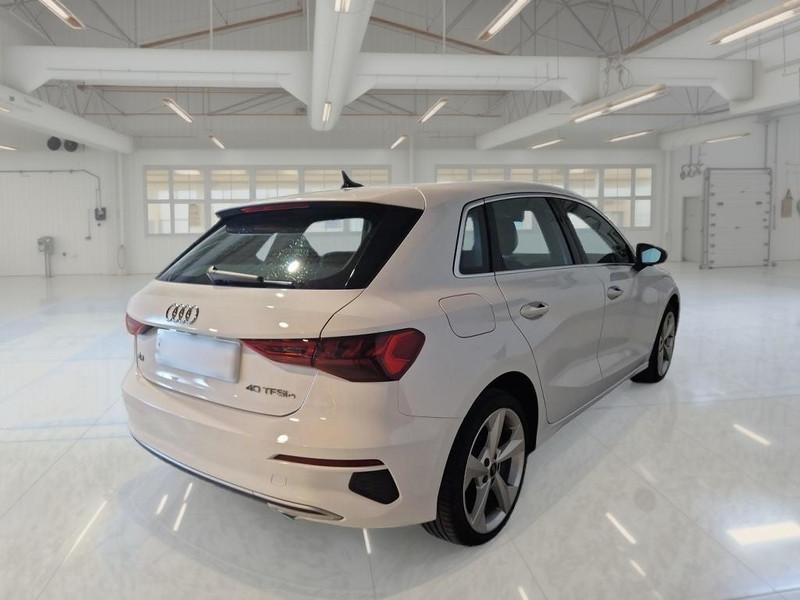 AUDI A3 SPORTBACK 40 TFSI e S tronic Business Advanced
