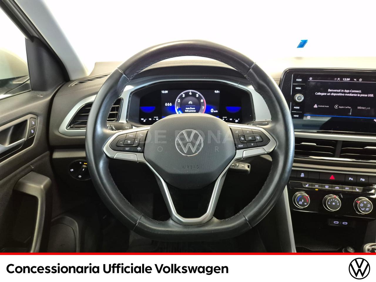 Volkswagen T-Roc 1.0 tsi business 110cv