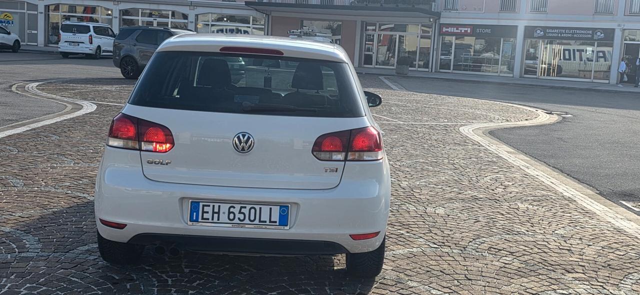 Volkswagen Golf 1.4 TSI 122CV 5p. Highline