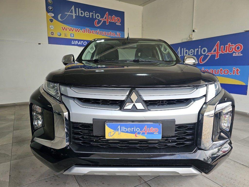 Mitsubishi L200 2.3 D Club Cab 4x4 Super Select Intense +IVA