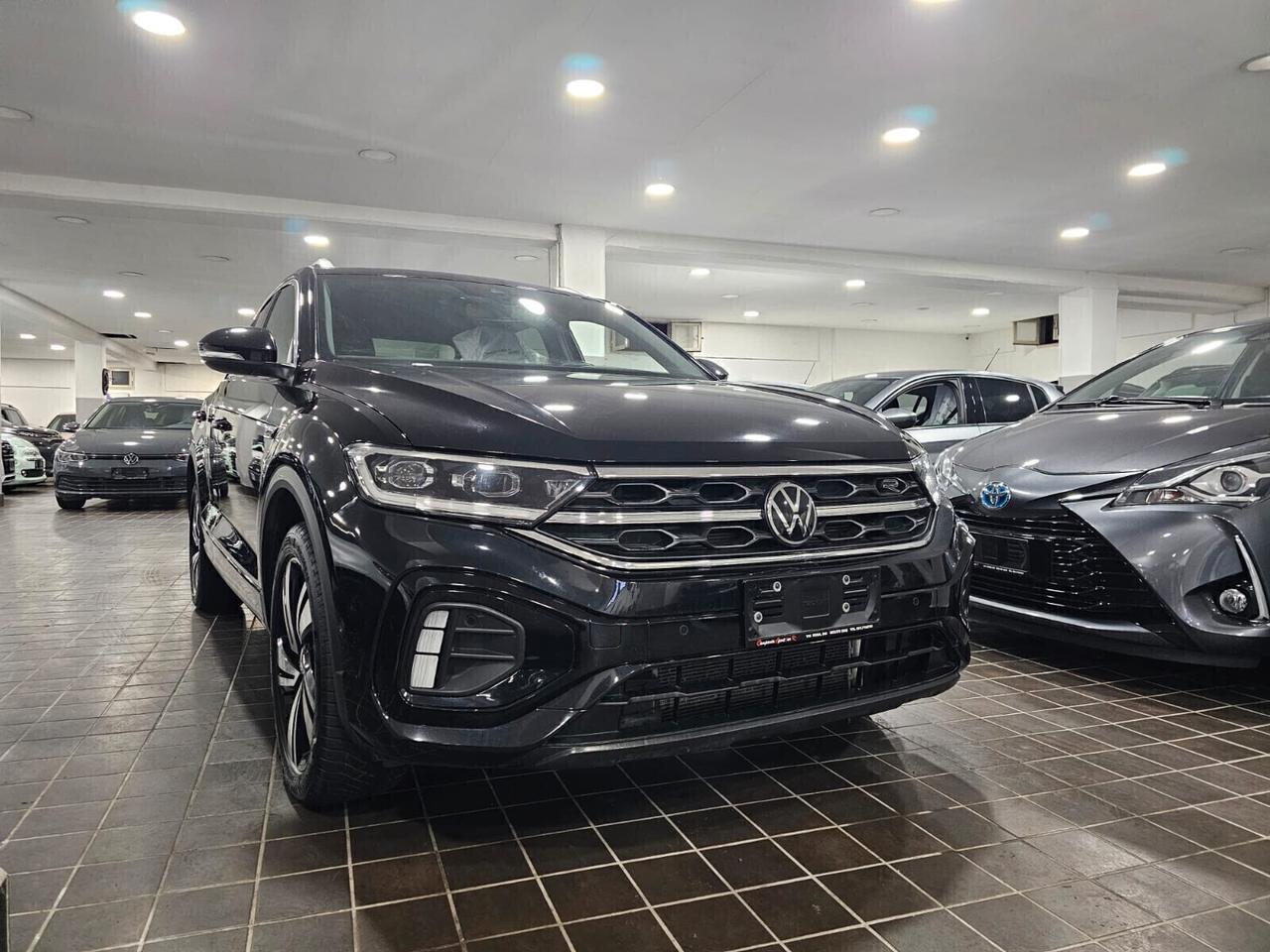 NUOVA VOLKSWAGEN T-ROC 2.0 TDI 150CV R-LINE - ITALIANA PRONTA CONSEGNA