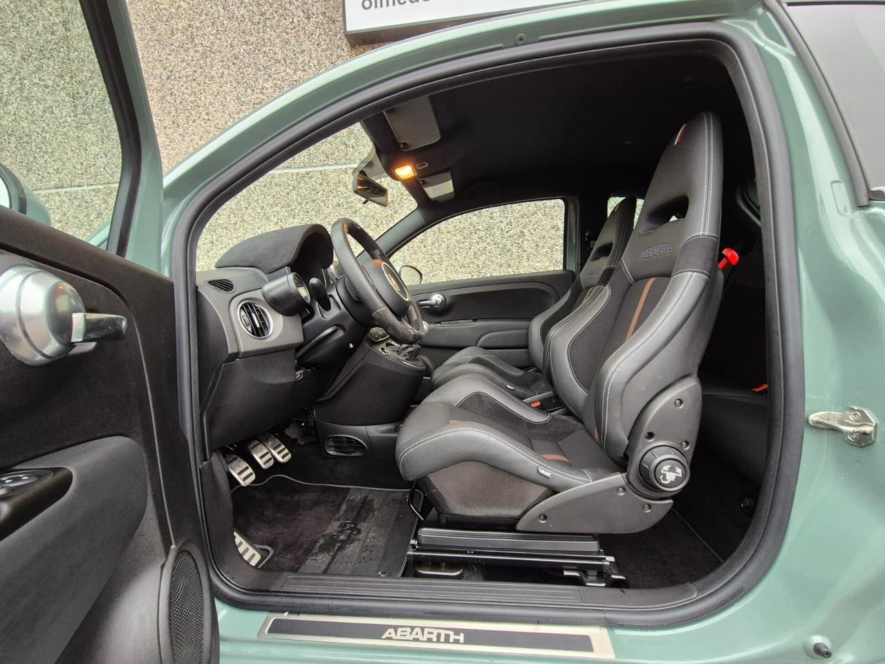 Abarth 695 1.4 Turbo T-Jet 180 CV 70°