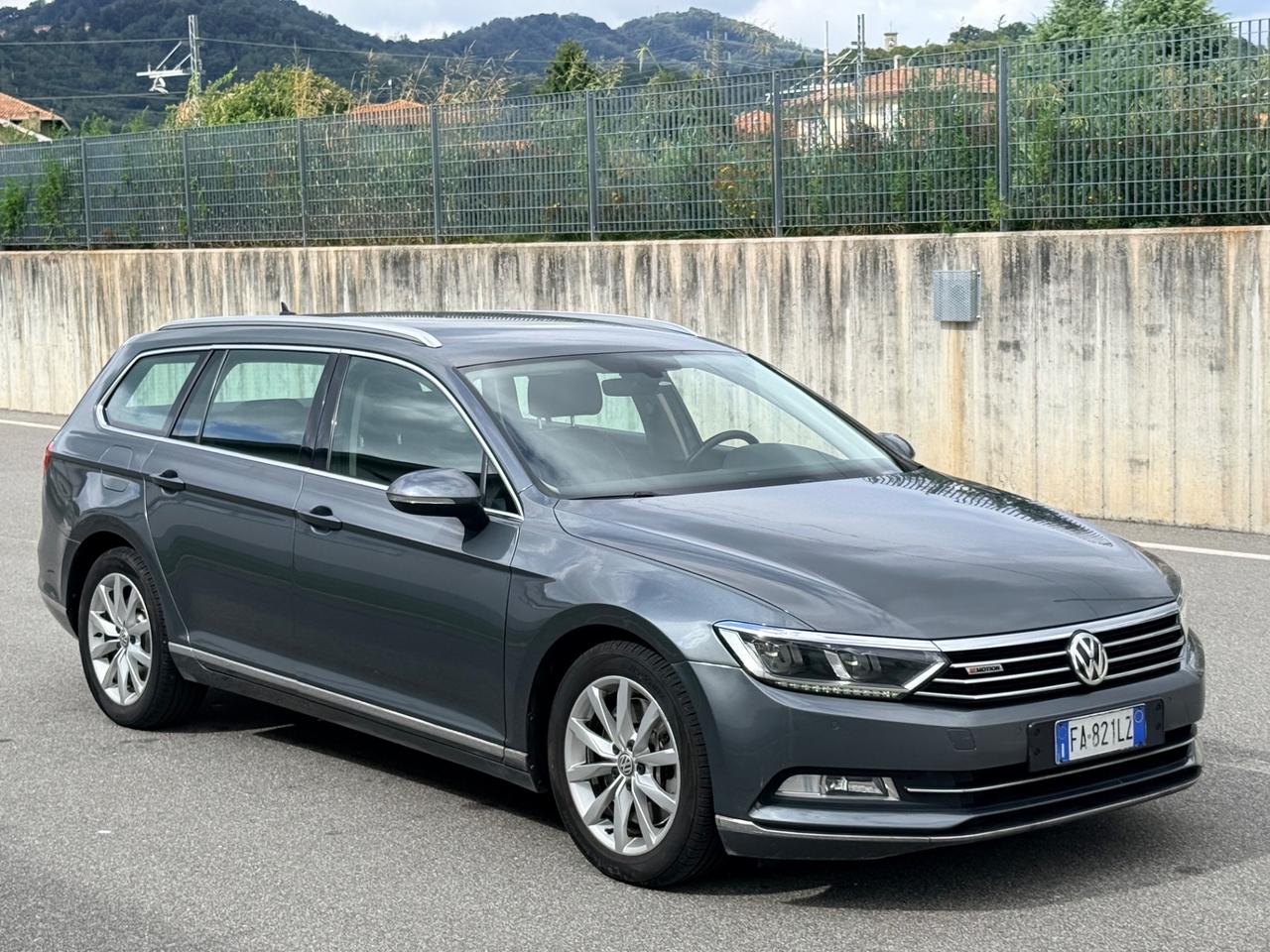 Volkswagen Passat 2.0Bitdi 239 cv 4Motion