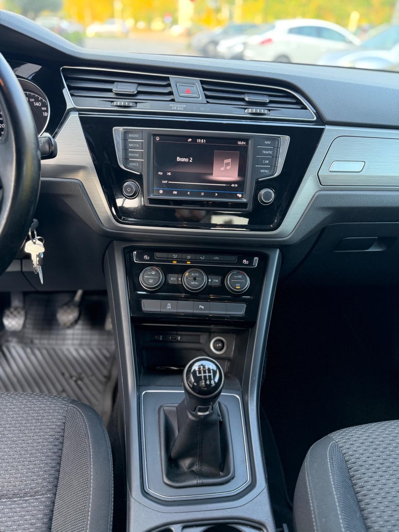 Volkswagen Touran 1.6 TDI 115 CV SCR*Neopatentati*7 Posti