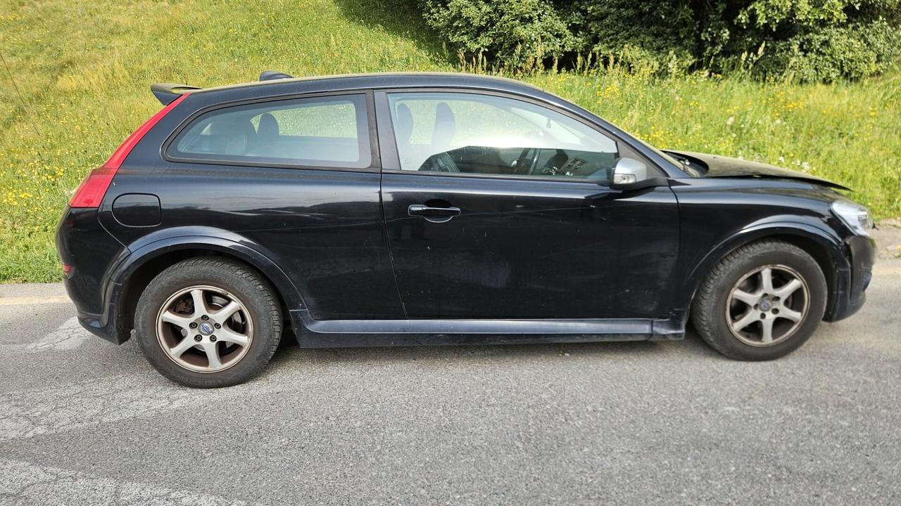 Volvo C30 D2 R-Design