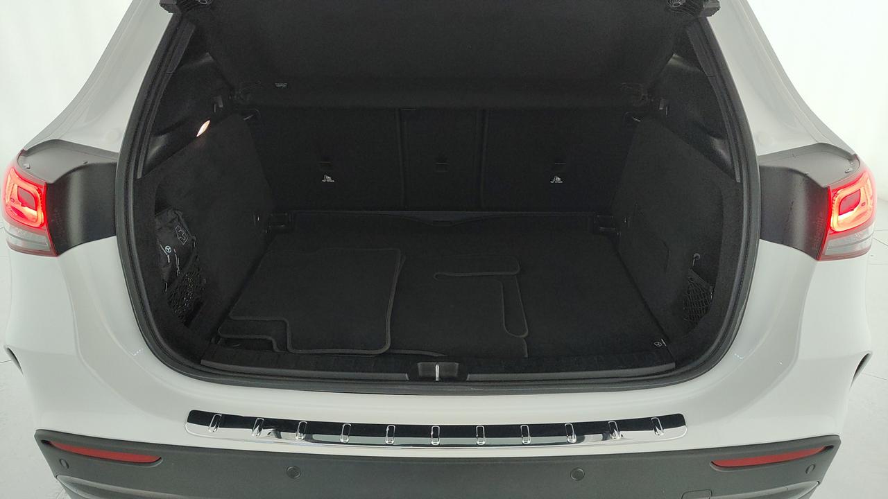 Mercedes-Benz GLA-H247 2020 - GLA 180 d Premium auto