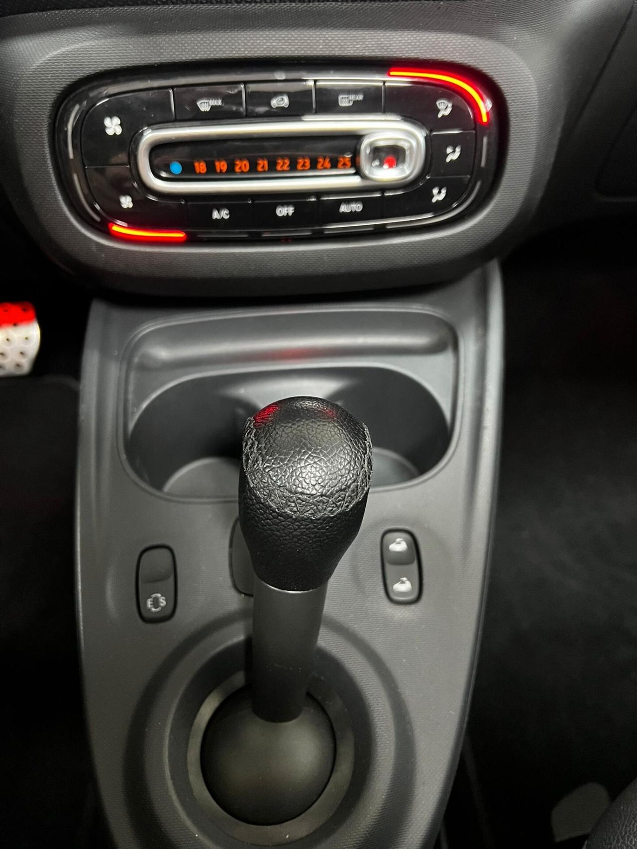 Smart ForFour 90 0.9 Turbo twinamic Prime PACCHETTO LUCI CON CAMBIO F1