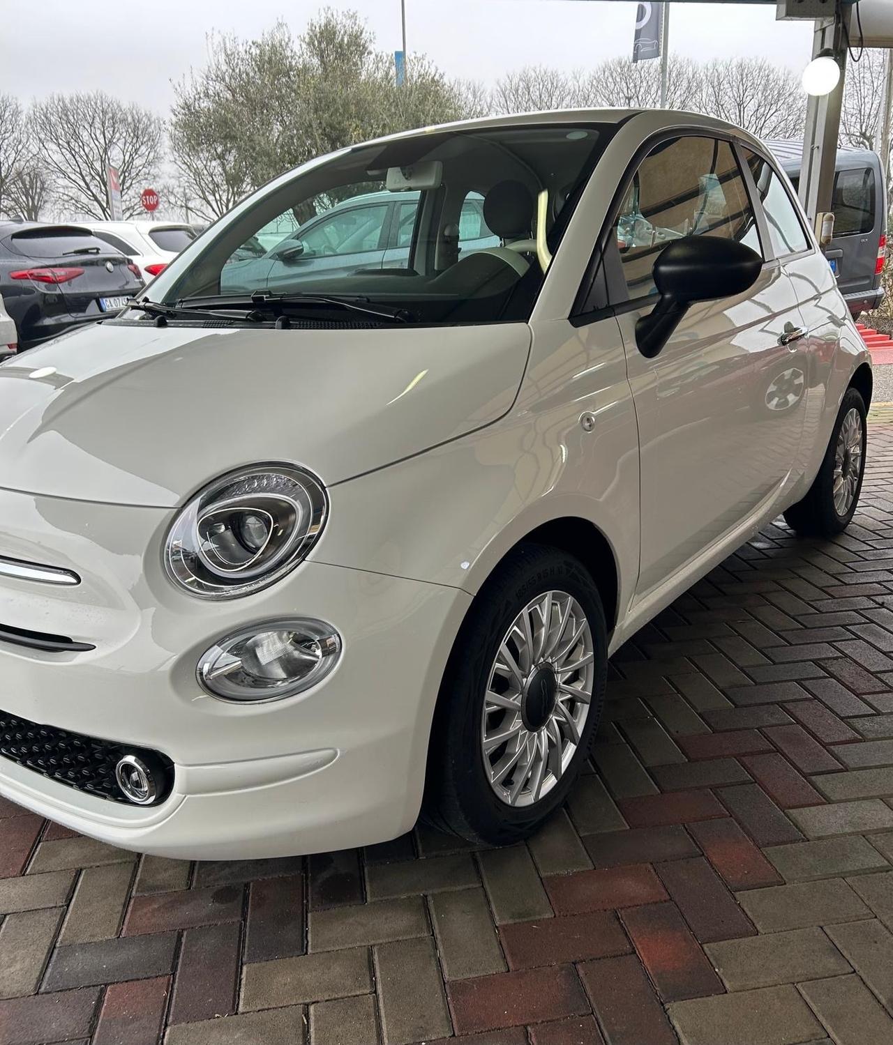 Fiat 500 1.0 Hybrid Dolcevita