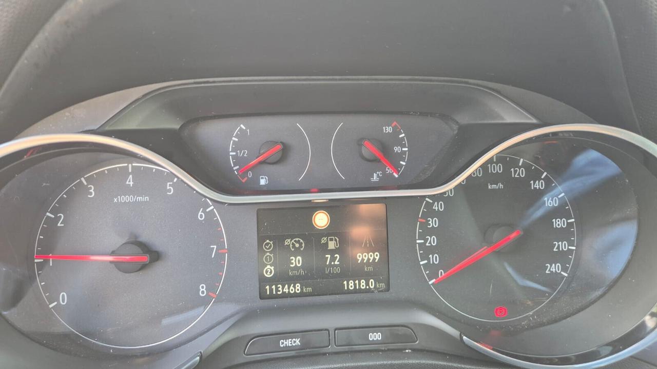 Opel Crossland X 1.2 12V