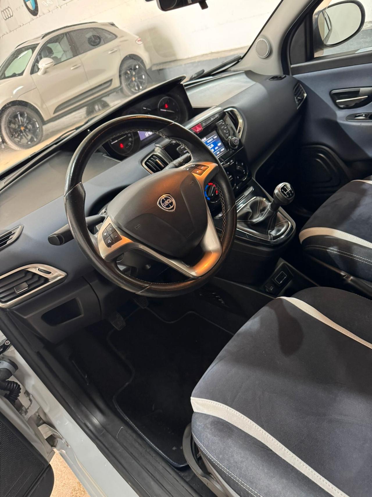 Lancia Ypsilon 1.3 MJT 16V 95 CV 5 porte S&S Mya