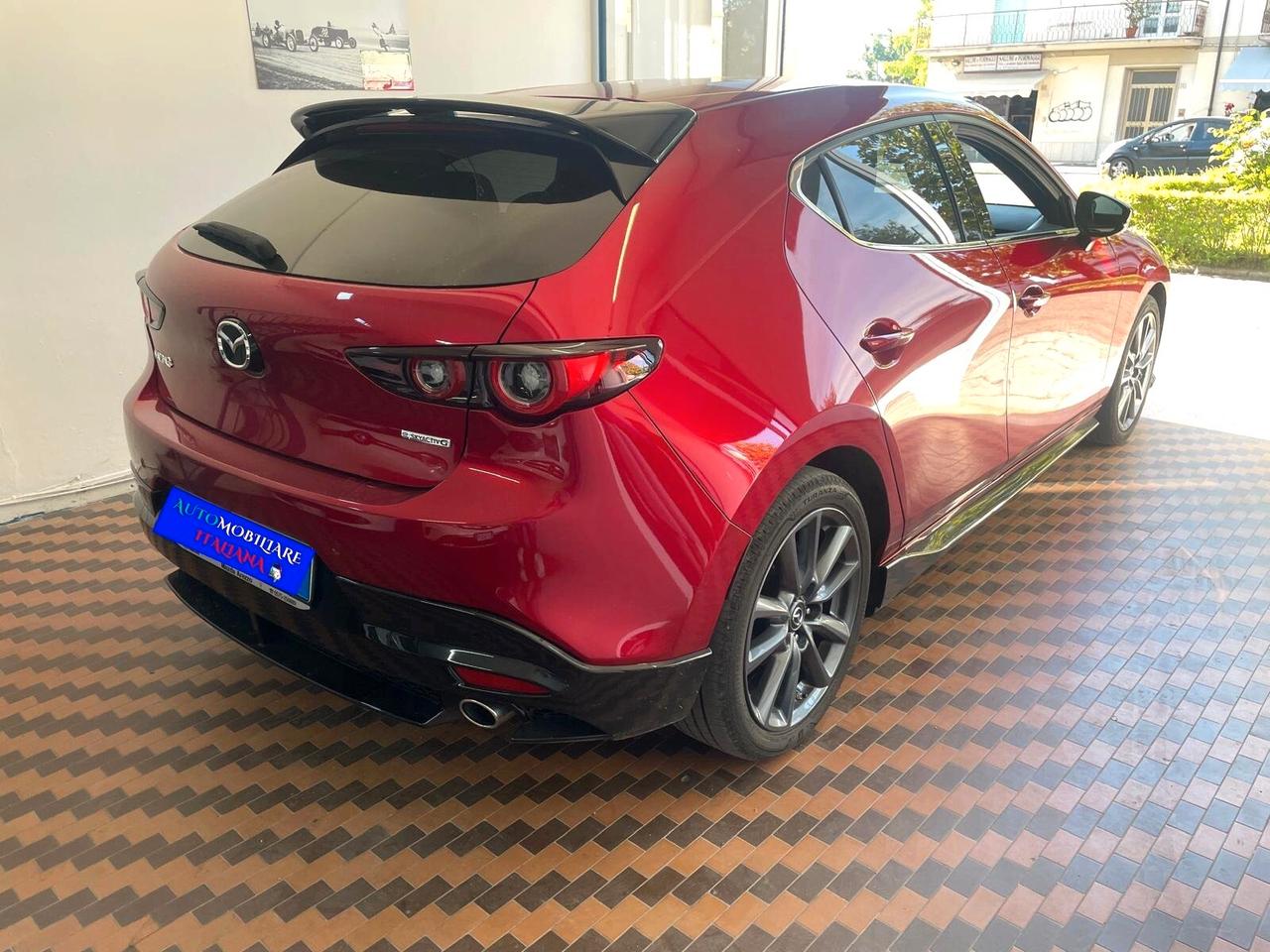 Mazda 3 Mazda3 2.0L e-Skyactiv-G M Hybrid 4p. Exclusive Line