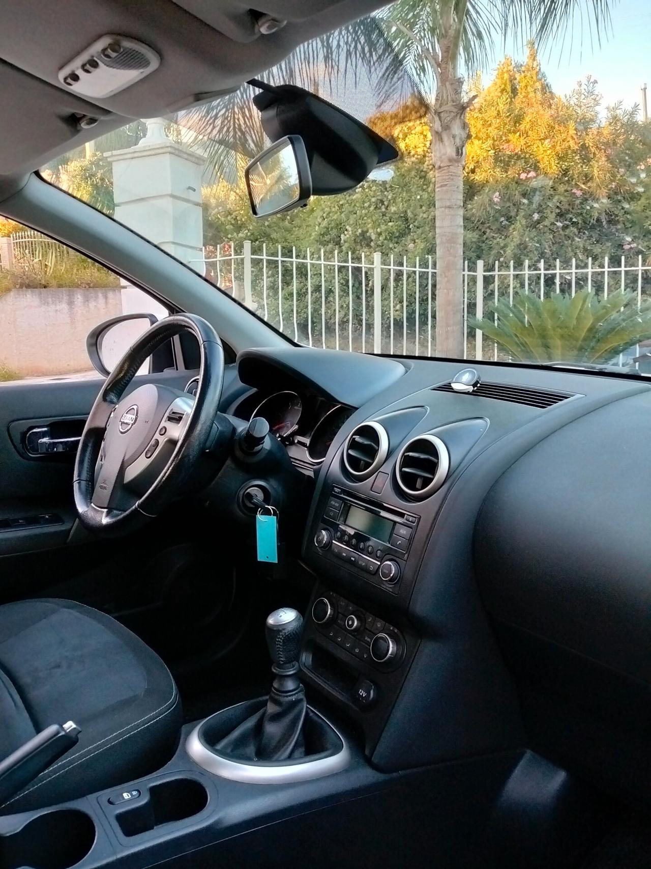 Nissan Qashqai 1.5 dCi DPF Tekna