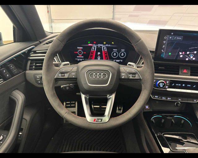 AUDI RS 4 Avant