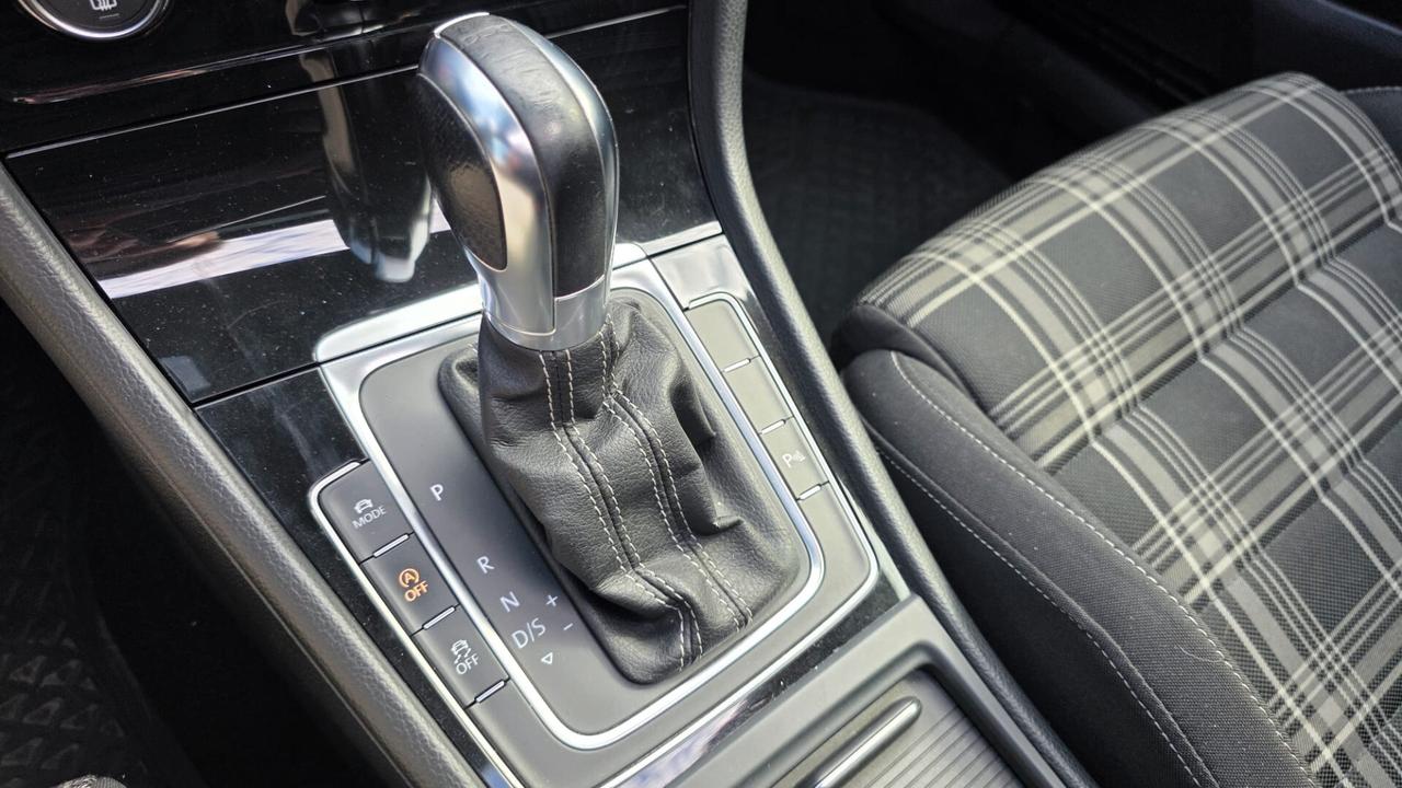 Volkswagen Golf GTD 2.0 TDI DSG Tetto Cockpit