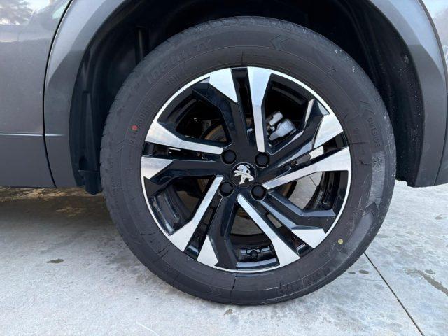 PEUGEOT 2008 BlueHDi 110 S&S Allure