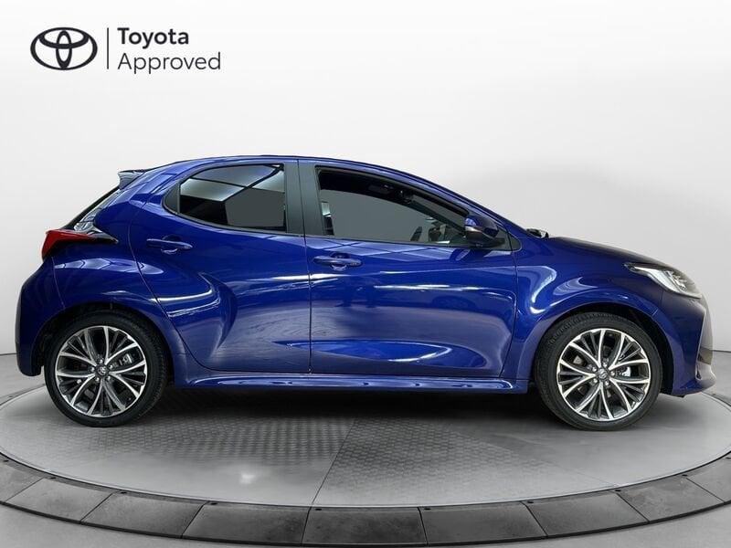 Toyota Yaris 1.5h 130 Lounge