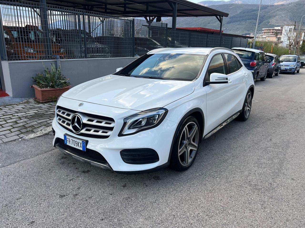 Mercedes GLA 200d AUTOMATIC Amg Premium 2018