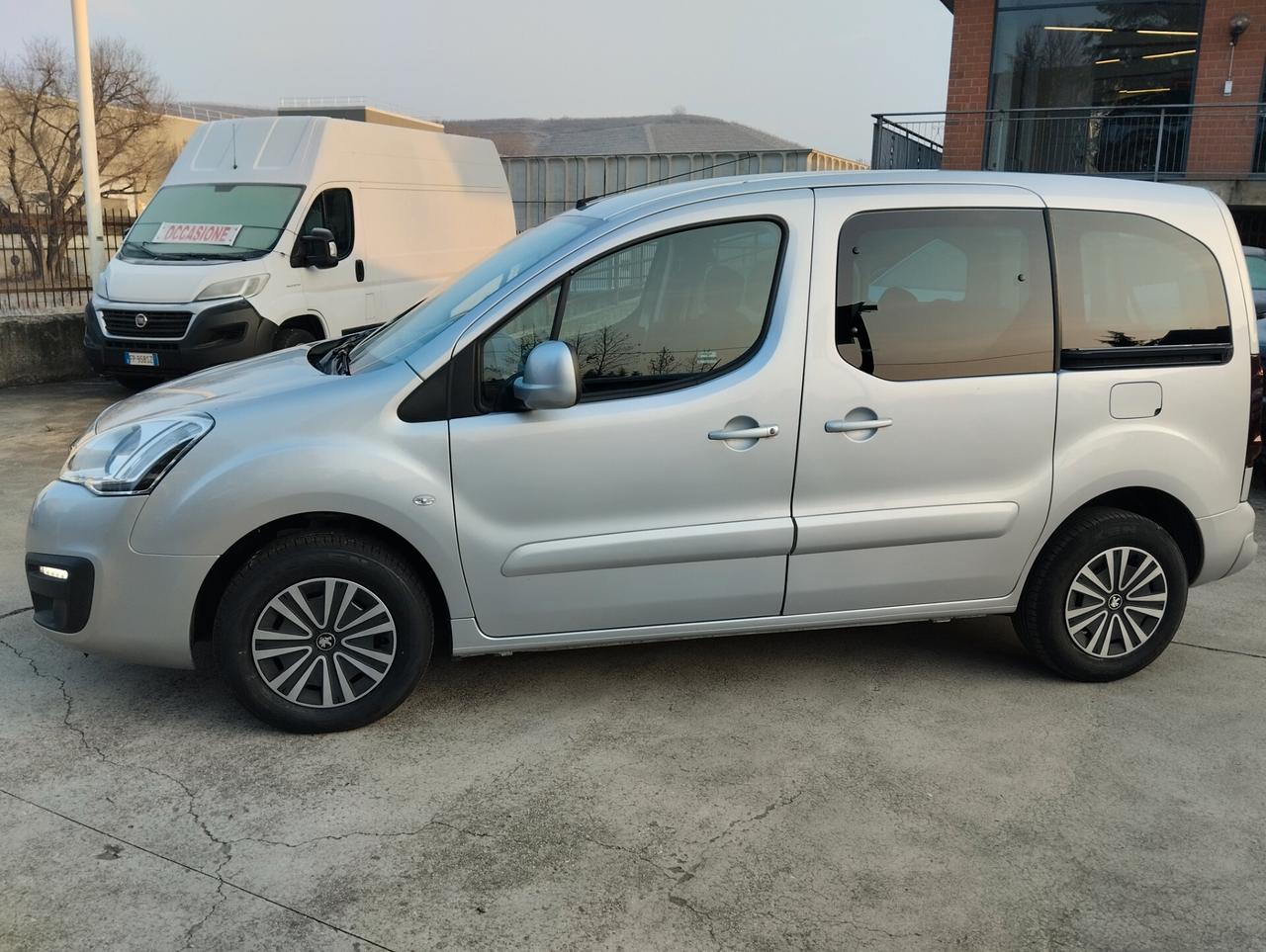 Peugeot Partner Tepee BlueHDi 100 Active N1
