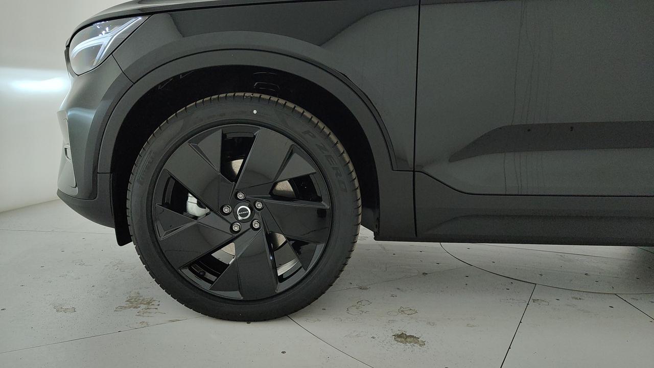 VOLVO XC40 2.0 b3 Plus Black Edition auto