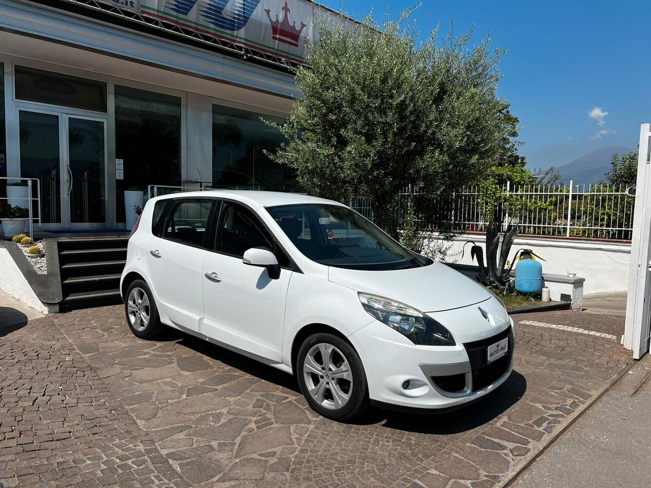 Renault Scenic Scénic X-Mod 1.5 dCi 110CV Luxe