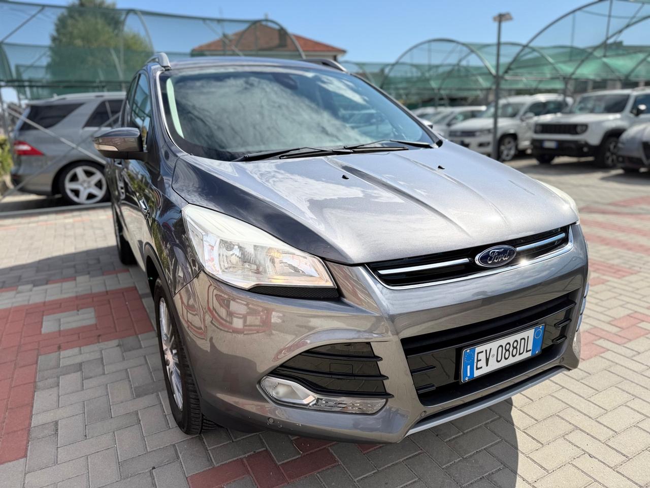 Ford Kuga 2.0 TDCI 140 CV 4WD Titanium