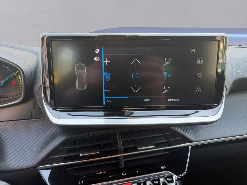 PEUGEOT 2008 HYBRID 145 E-DCS6 STYLE