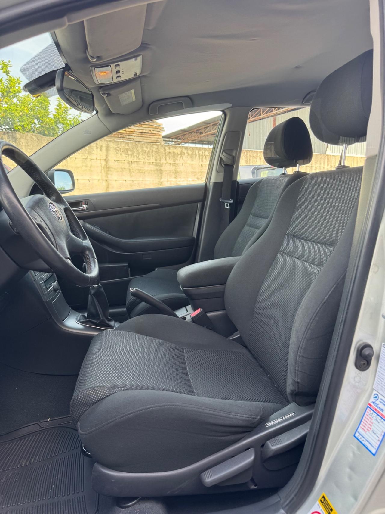 Toyota Avensis 2.0 D-4D 16V Station Wagon