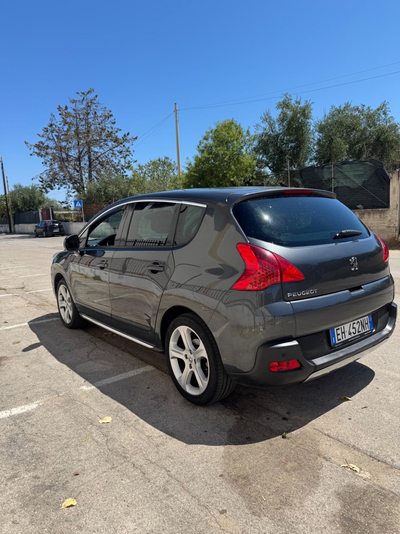 Peugeot 3008 2.0 HDi 150CV Business