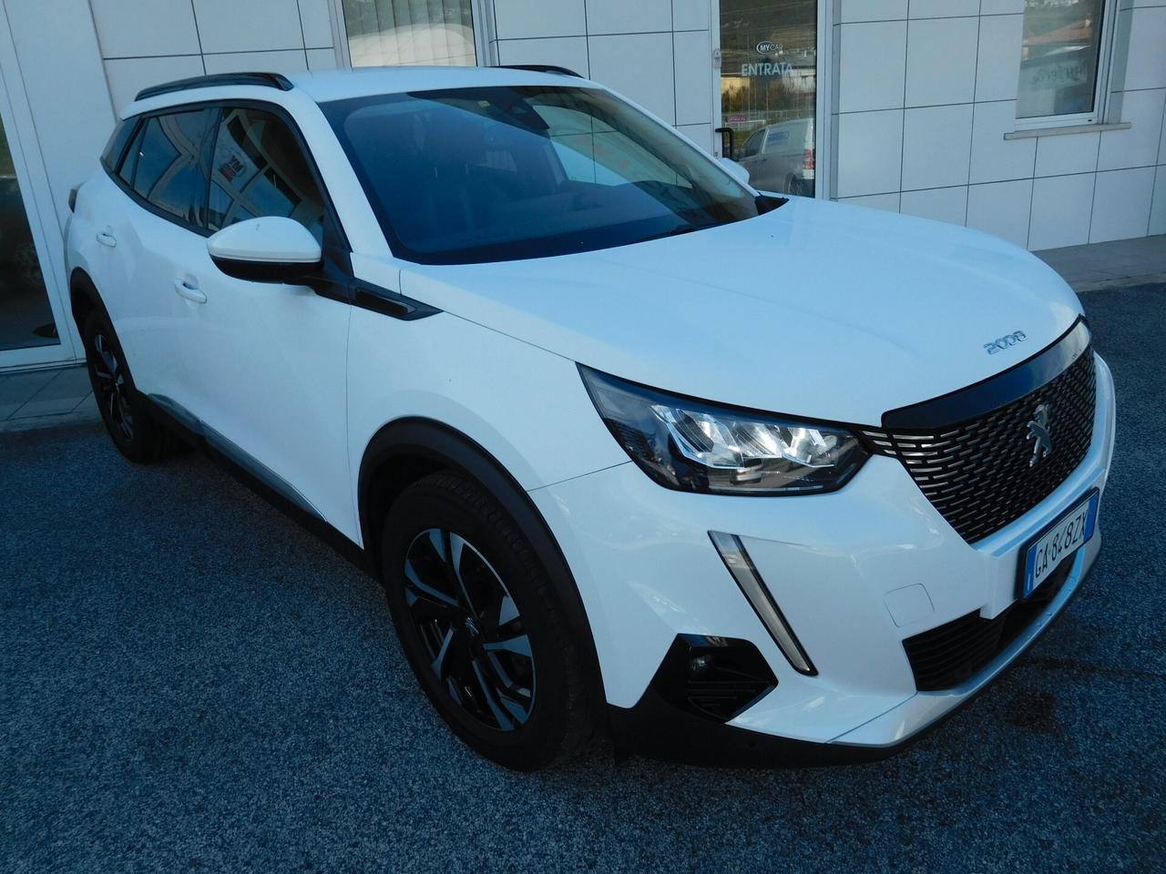 Peugeot 2008 BlueHDi 130 S&S EAT8 Allure