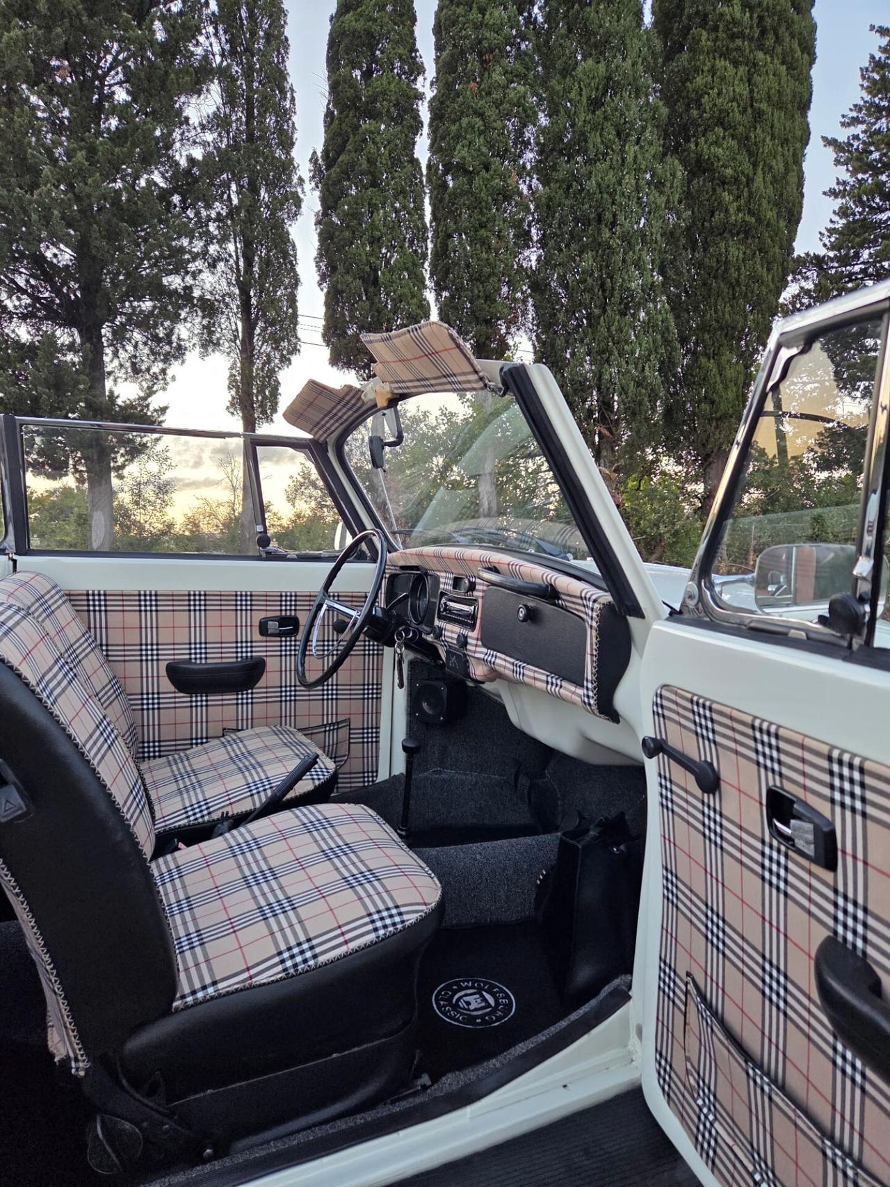 Volkswagen Maggiolone Karman cabrio 1600 vetro piatto