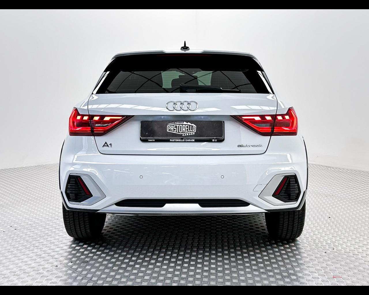 AUDI A1 allstreet 30 TFSI S tronic Admired