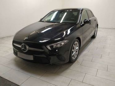 Mercedes-Benz Classe A A 180 d Sport auto