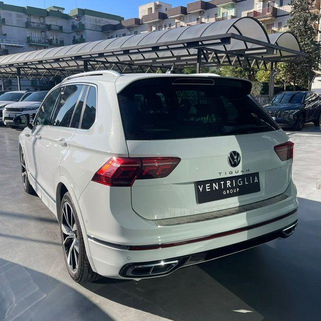 VOLKSWAGEN - Tiguan - 2.0 TDI DSG R-LINE
