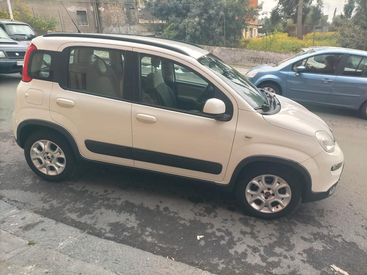 Fiat Panda 0.9 TwinAir Turbo Natural Power Trekking