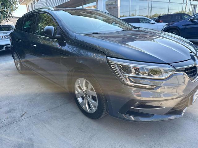 RENAULT Megane Mégane Sporter Blue dCi 115 CV Autocarro