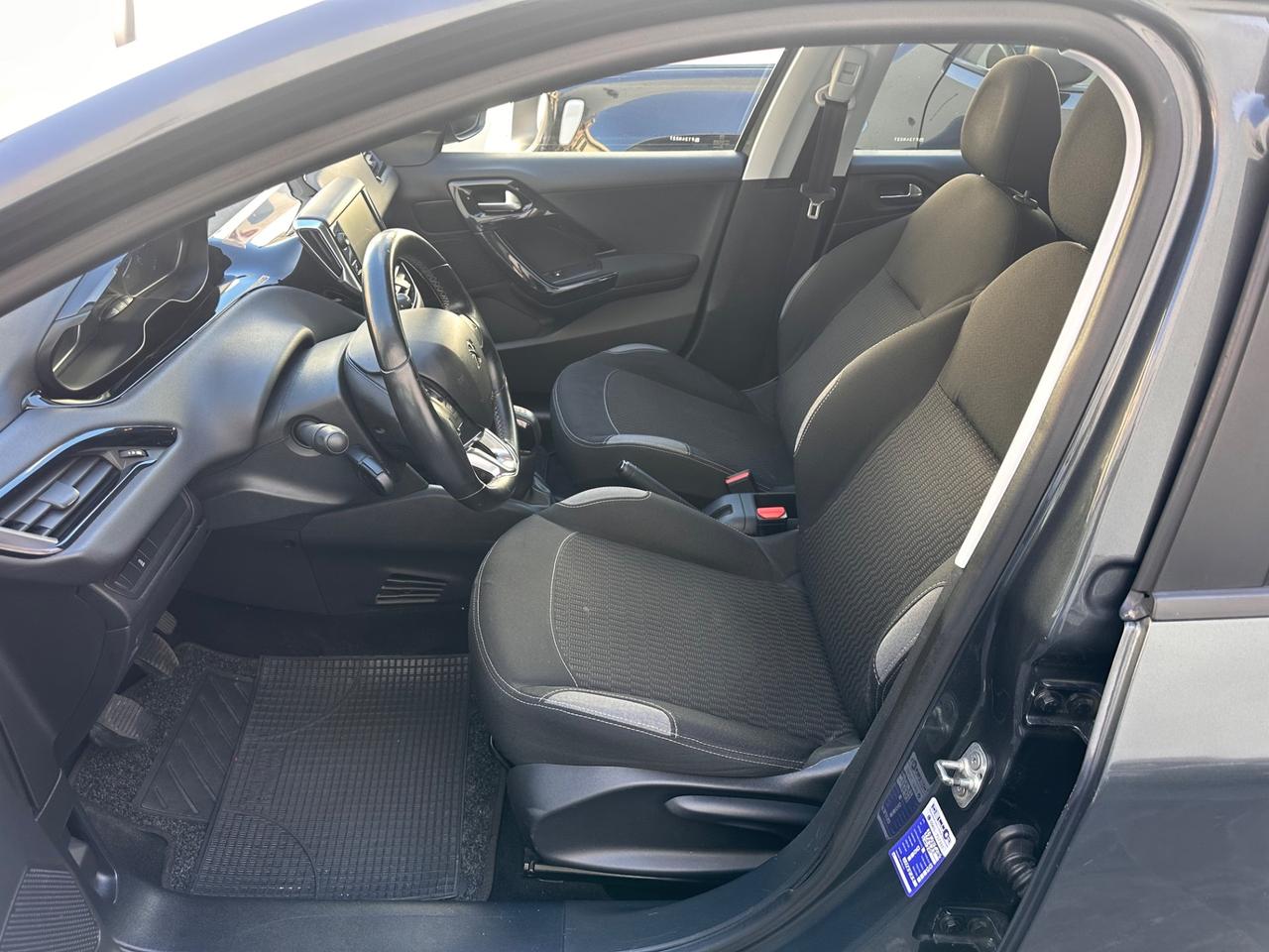 Peugeot 208 BlueHDi 75 5 porte Active