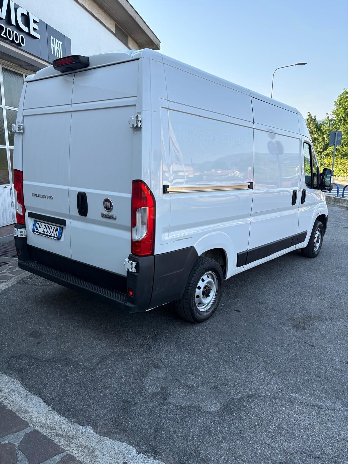 Fiat Ducato 35 2.2 mjt 140cv PM-TM furgone iva esposta