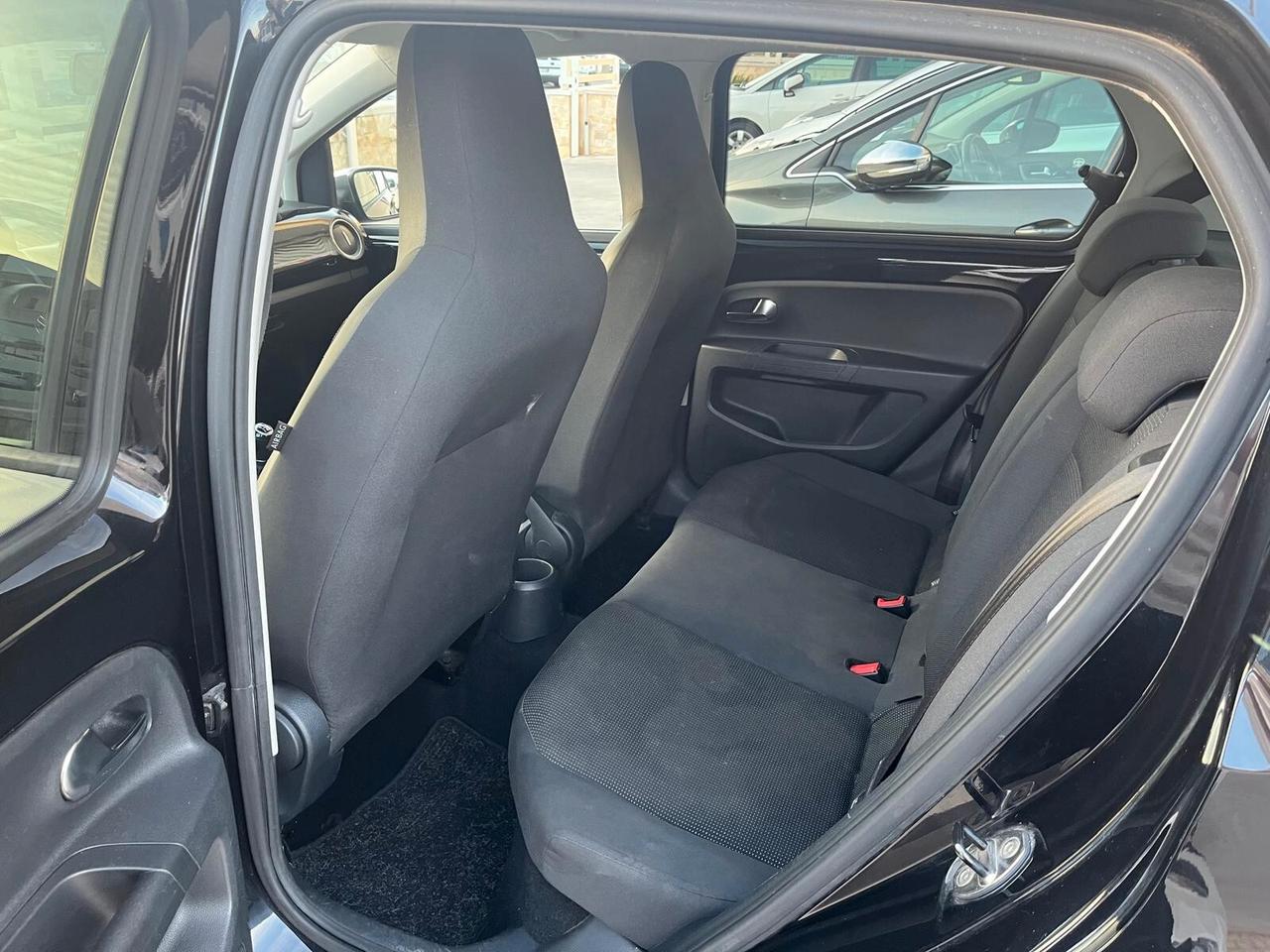 Volkswagen up! 1.0 75 CV 5p. high