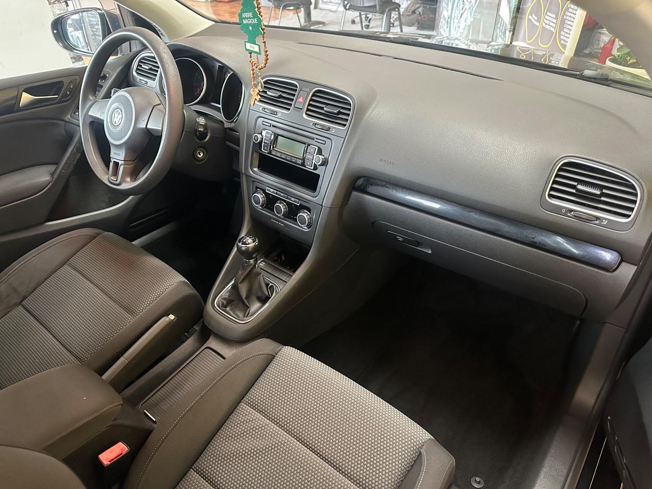 Volkswagen Golf 1.6benz.147.000km