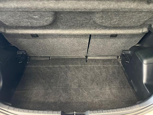 TOYOTA Yaris 1.0 5 porte Active