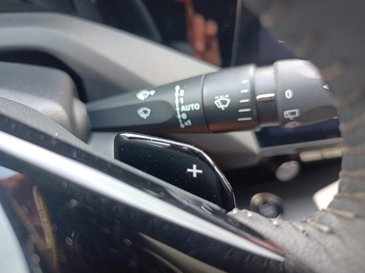 Peugeot 308 Plug-in Hybrid 180 e-EAT8 GT