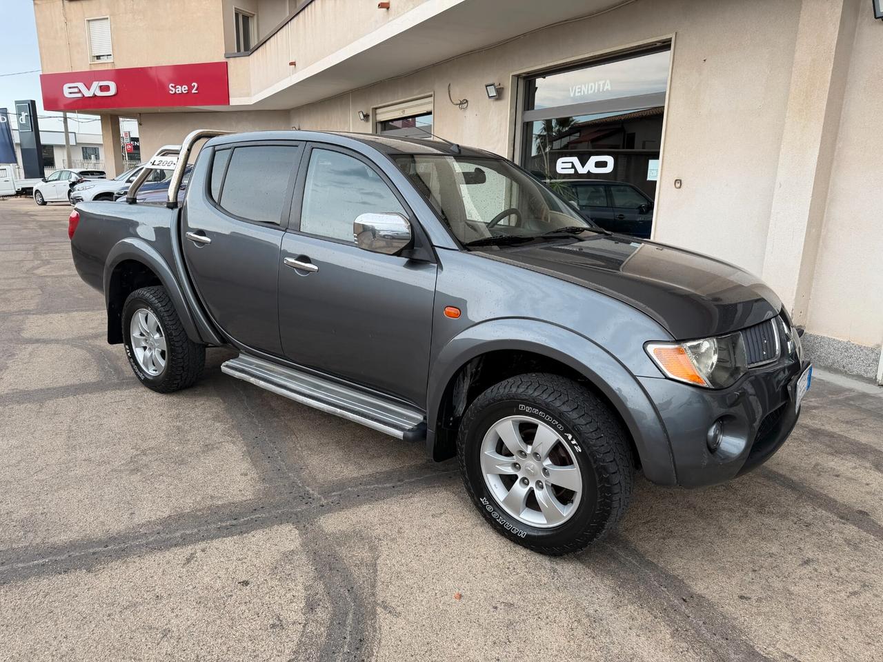 Mitsubishi L200 2.5 DI-D/136CV Double Cab