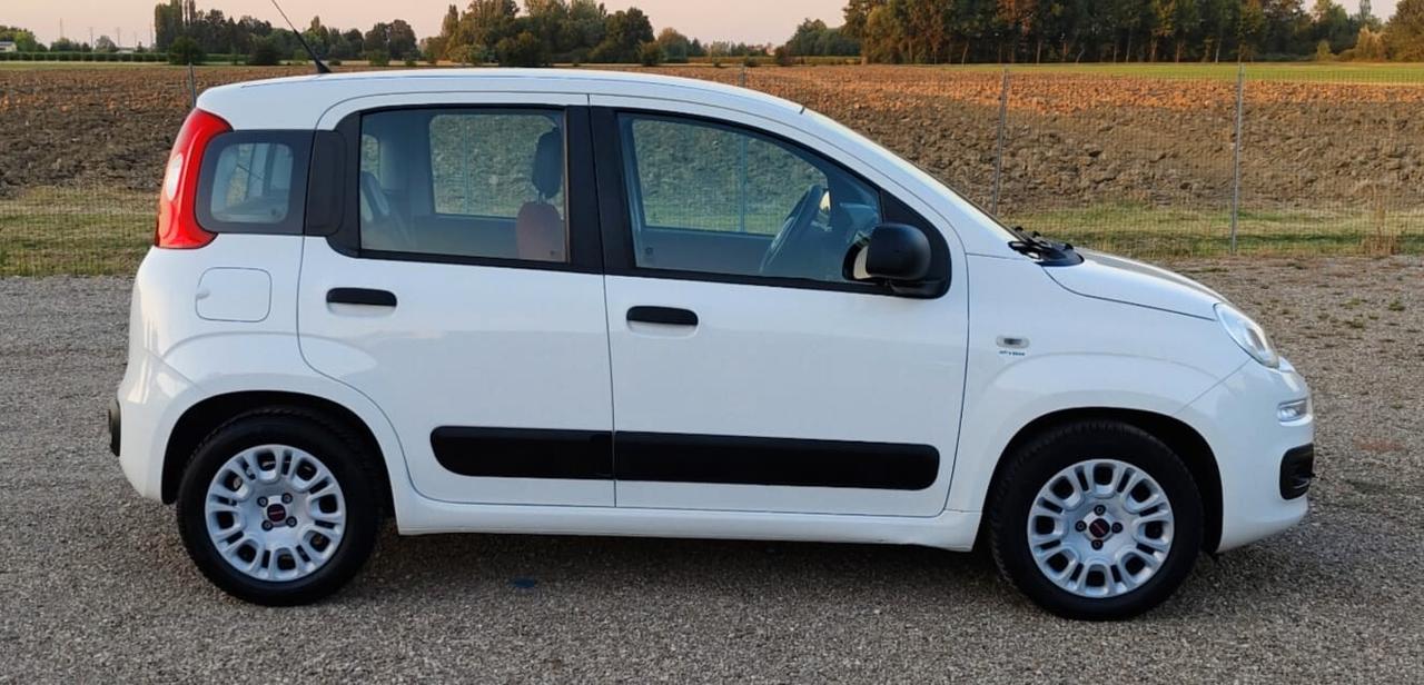 Fiat Panda 1.2 Lounge ANNO 2015