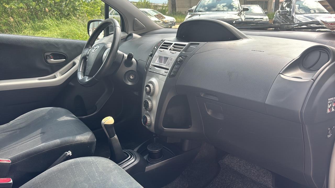 Toyota Yaris 1.3 5 porte M-MT Navi